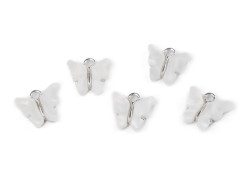 Zawieszka metalowa z masą perłową motylek biały