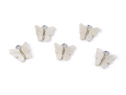 Zawieszka metalowa z masą perłową motylek ecru